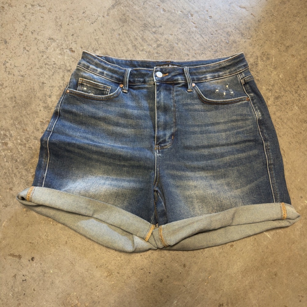 Judy Blue 1XL Dark Wash Distressed Cuffed Denim Shorts High Rise JB150246 DK-CO